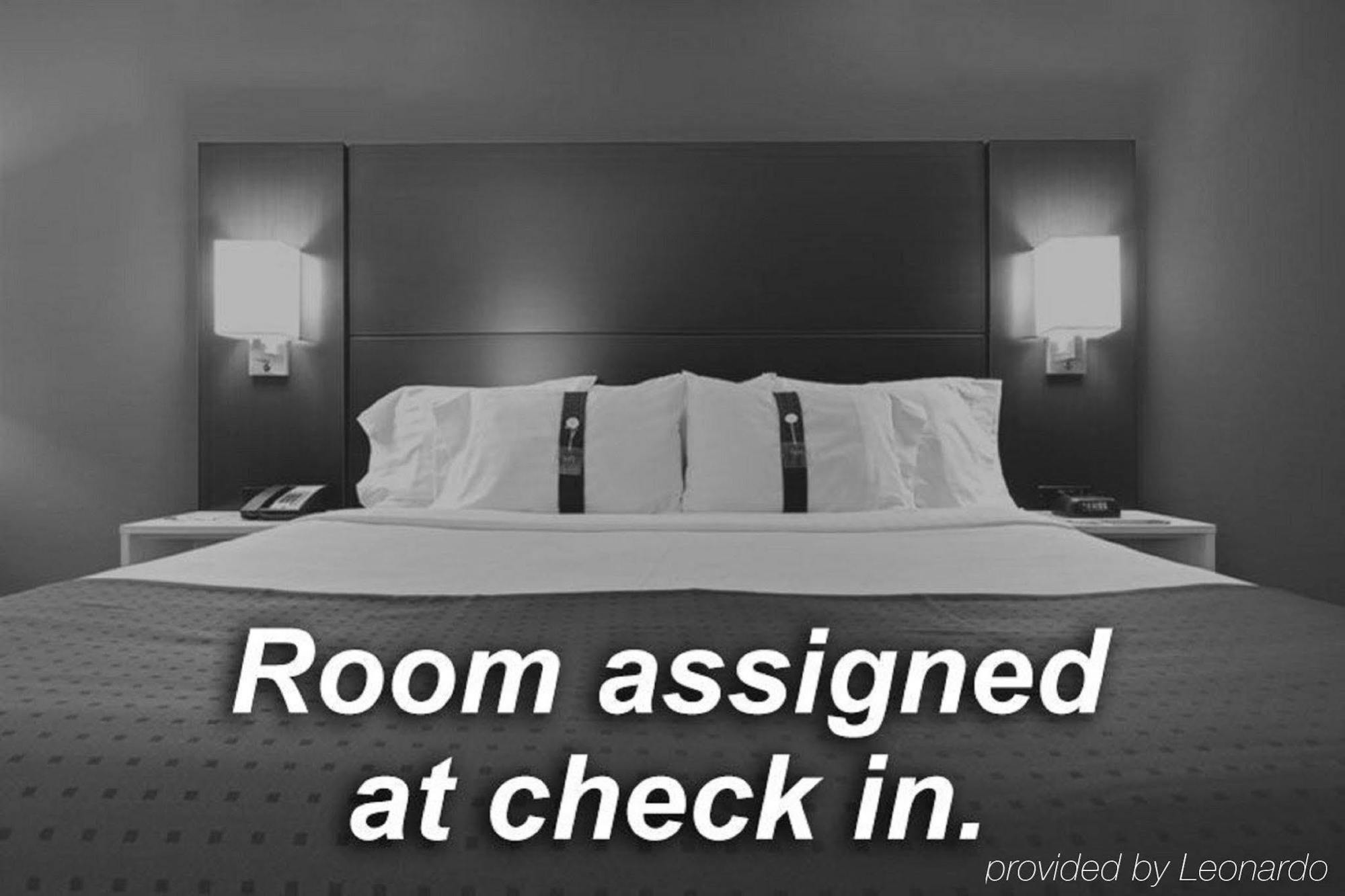 Red Roof Inn & Suites Middletown - Franklin Bagian luar foto