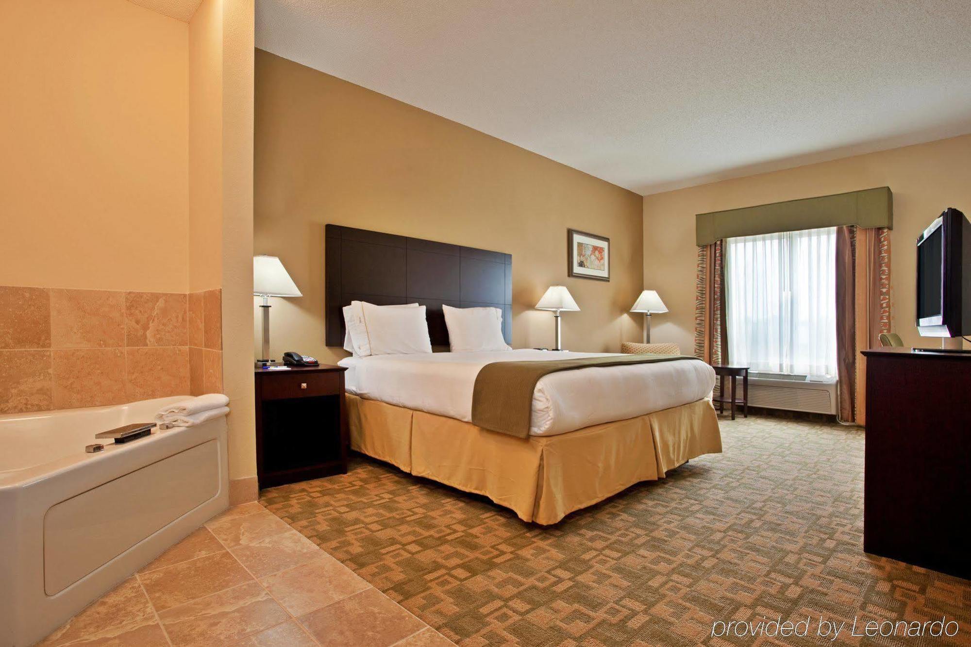 Red Roof Inn & Suites Middletown - Franklin Bagian luar foto
